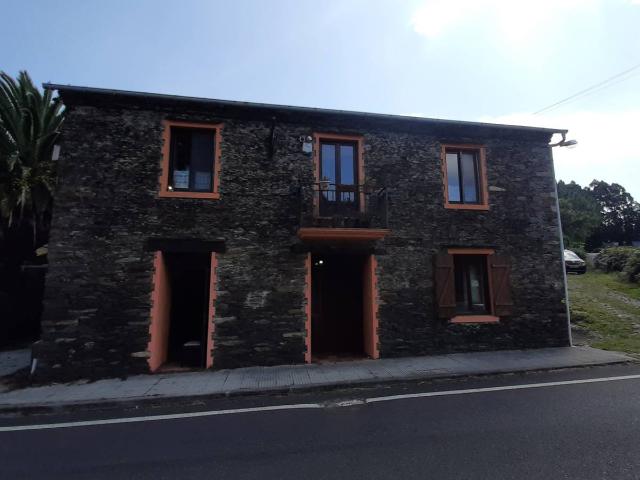 Casa chalet en Venta en Mañón