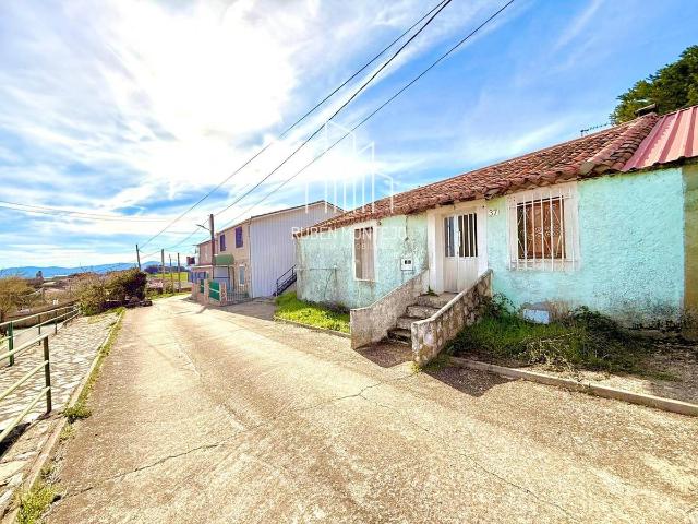 Casa chalet en Venta en Membribe de la Sierra