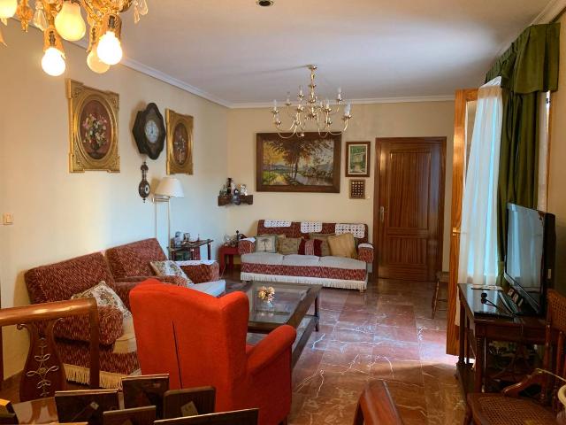 Casa chalet en Venta en Membrilla