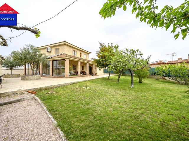 Casa chalet en Venta en Méntrida