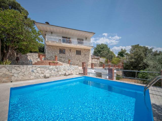 Casa chalet en Venta en Mediona