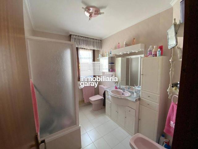 Casa chalet en Venta en Medina de Pomar