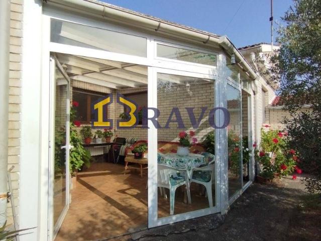 Casa chalet en Venta en Medina de Pomar