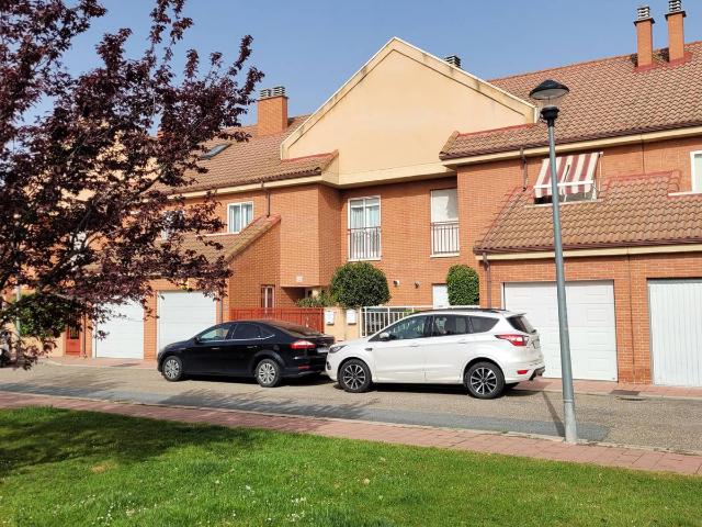 Casa chalet en Venta en Medina del Campo