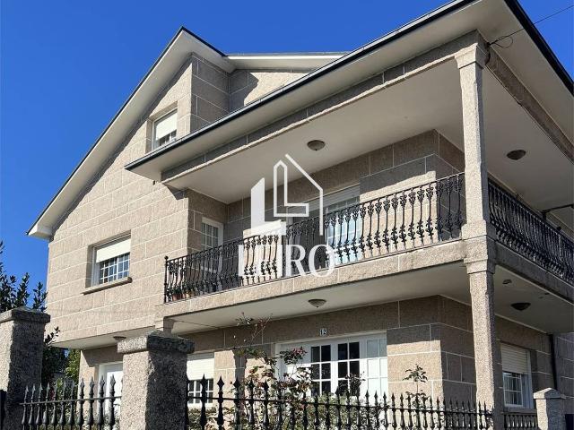 Casa chalet en Venta en Meis