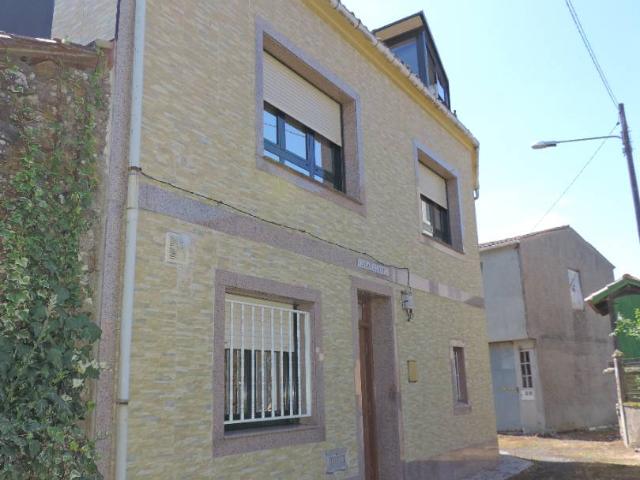 Casa chalet en Venta en Melide