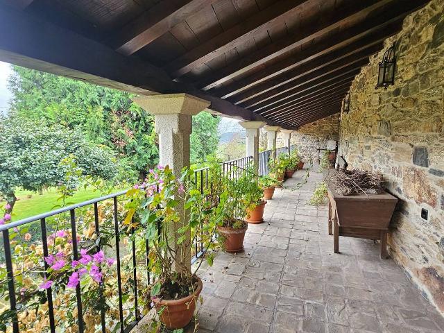 Casa chalet en Venta en Melide