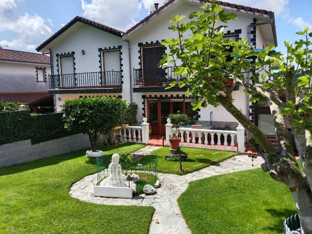 Casa chalet en Venta en Meruelo