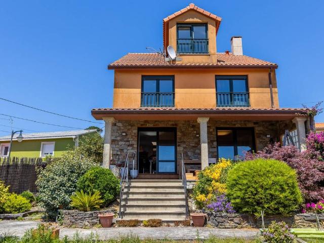 Casa chalet en Venta en Mera Serantes