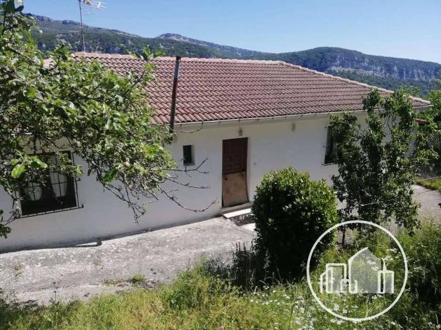 Casa chalet en Venta en Merindad de Valdeporres