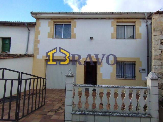 Casa chalet en Venta en Merindad de Cuesta Urria