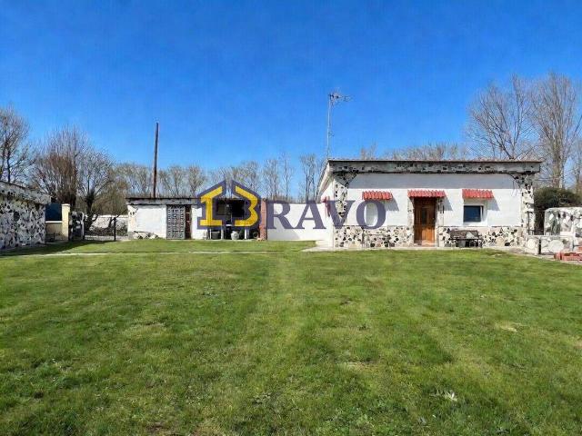 Casa chalet en Venta en Merindad de Cuesta Urria