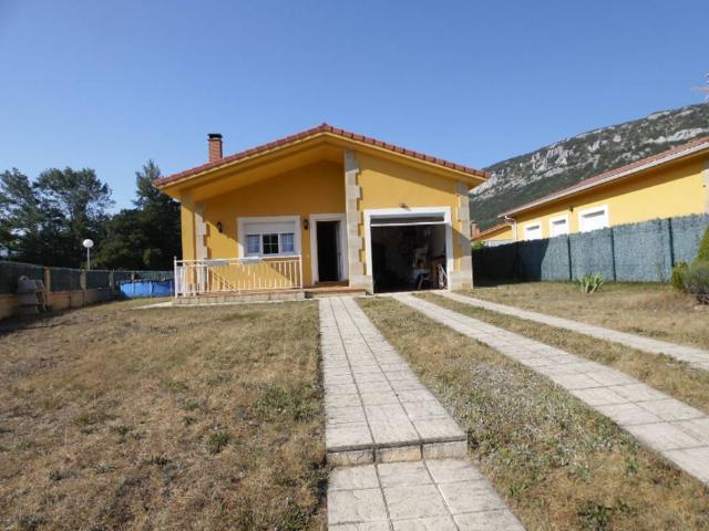 Casa chalet en Venta en Merindad de Montija
