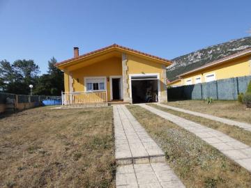 Casa chalet en Venta en Merindad de Montija