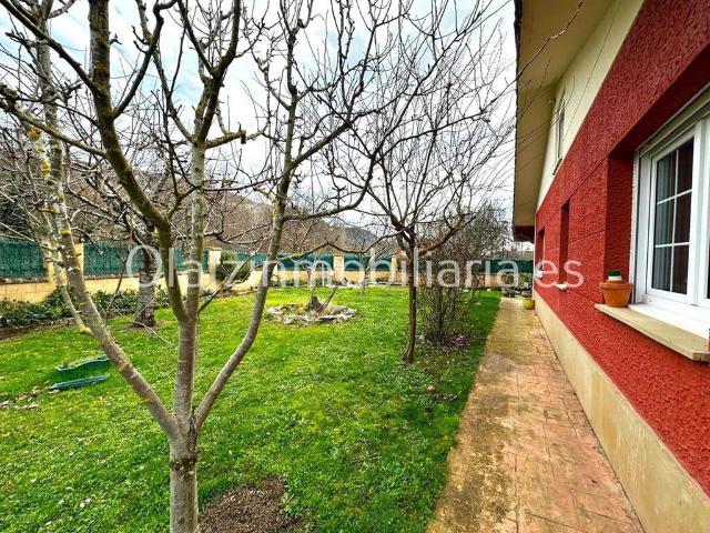 Casa chalet en Venta en Merindad de Montija