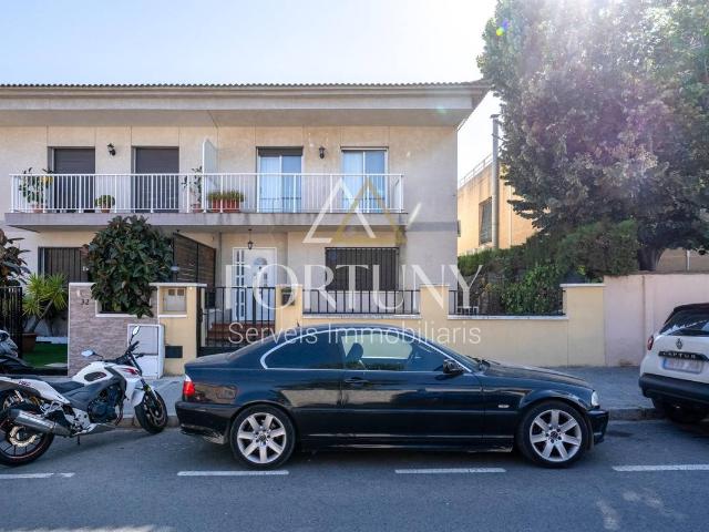 Casa chalet en Venta en Mestral