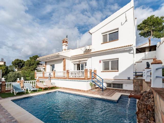 Casa chalet en Venta en Mezquitilla