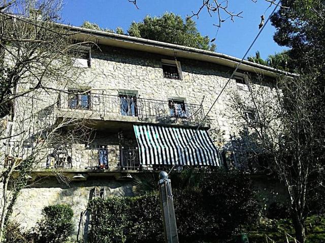 Casa chalet en Venta en Mioño Santullán