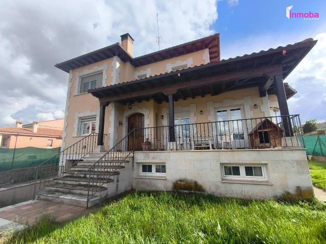 Casa chalet en Venta en Milagros