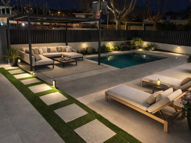Casa chalet en Venta en Mira sol