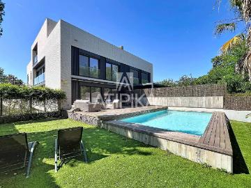 Casa chalet en Venta en Mira sol