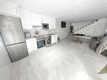 Casa chalet en Venta en Miralvalle Av. Virgen del Puerto La Data