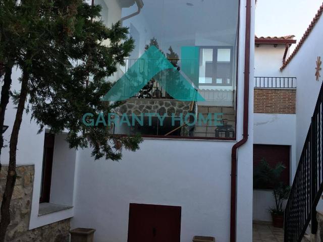 Casa chalet en Venta en Montánchez