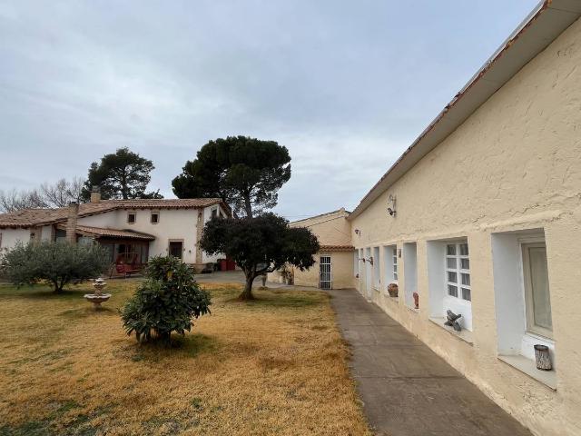 Casa chalet en Venta en Montañana