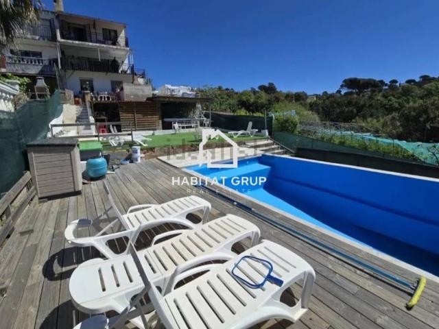Casa chalet en Venta en Montbarbat