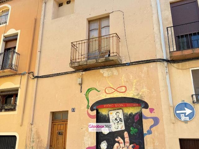 Casa chalet en Venta en Montbrió del Camp