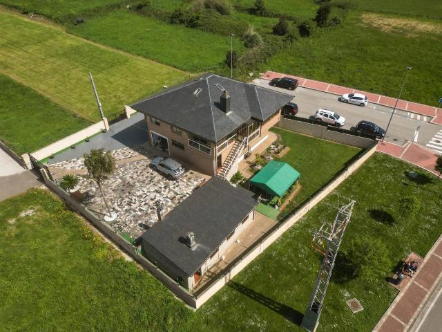 Casa chalet en Venta en Monte