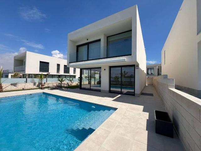 Casa chalet en Venta en Monte y Mar