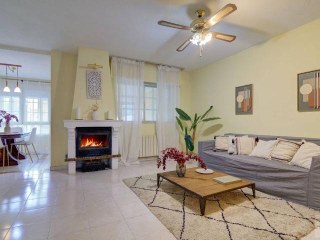 Casa chalet en Venta en Monte Rozas