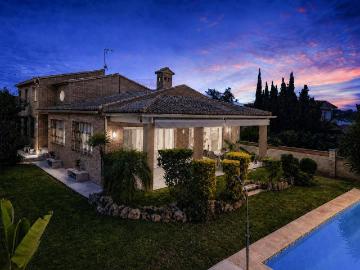 Casa chalet en Venta en Montealegre