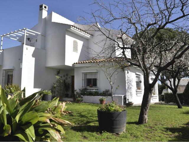Casa chalet en Venta en Montealto