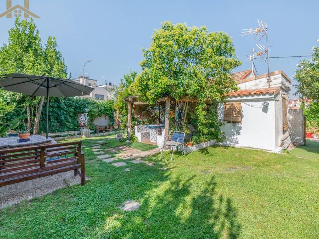 Casa chalet en Venta en Montecarmelo