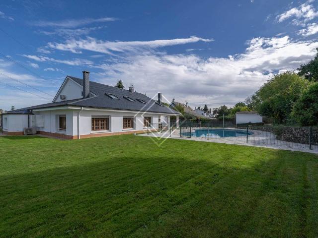 Casa chalet en Venta en Monteclaro