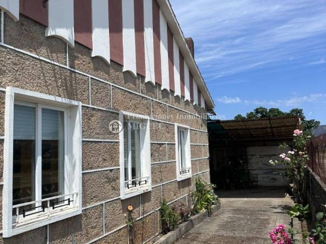 Casa chalet en Venta en Monterrei