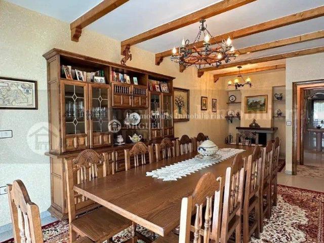 Casa chalet en Venta en Monterrei
