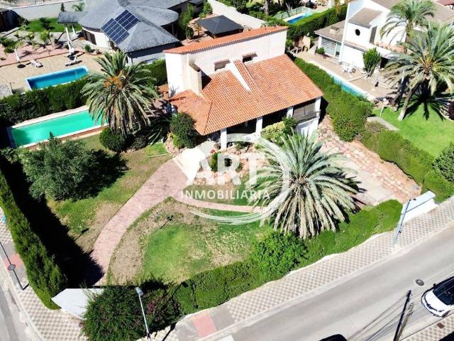 Casa chalet en Venta en Montesol