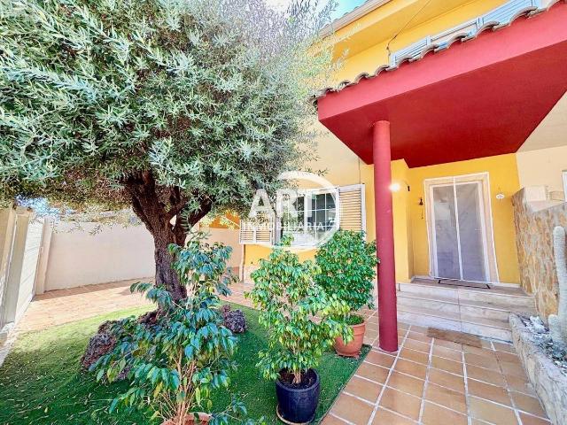 Casa chalet en Venta en Montesol