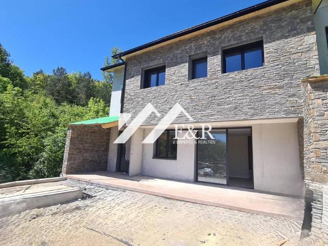 Casa chalet en Venta en Montferrer i Castellbò
