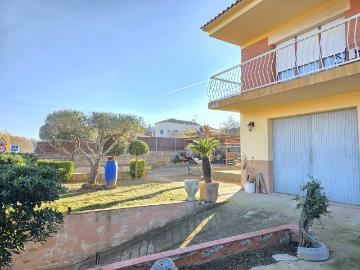 Casa chalet en Venta en Montornès del Vallès
