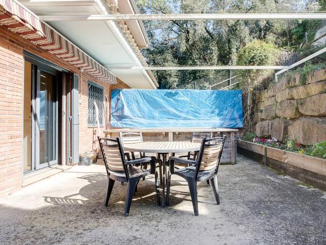 Casa chalet en Venta en Montornès del Vallès