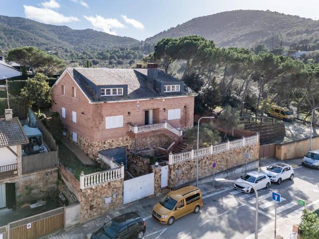 Casa chalet en Venta en Montornès del Vallès
