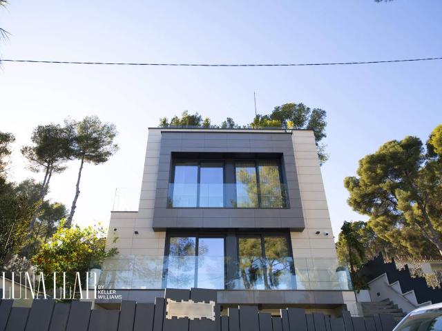 Casa chalet en Venta en Montmar