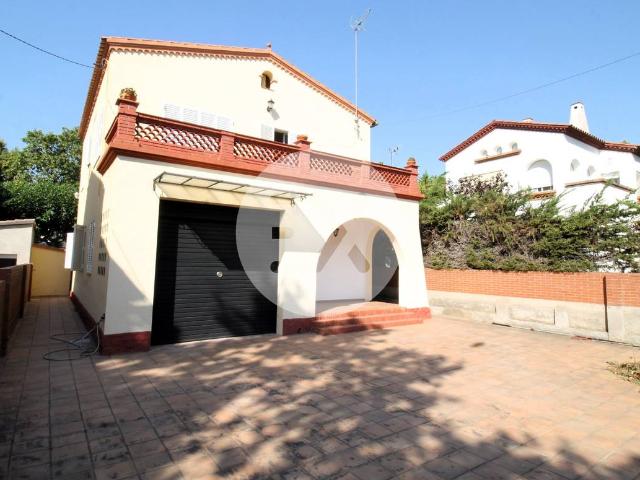 Casa chalet en Venta en Montmar
