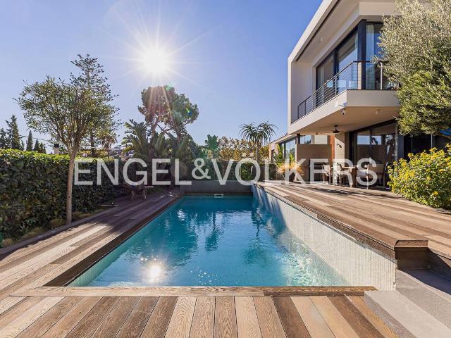 Casa chalet en Venta en Montmar