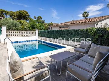 Casa chalet en Venta en Montmar