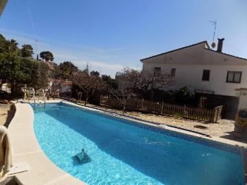 Casa chalet en Venta en Montmar